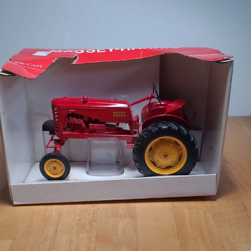 Massey Harris 1/16 Scale Red and Yellow Diecast Tractor (103)